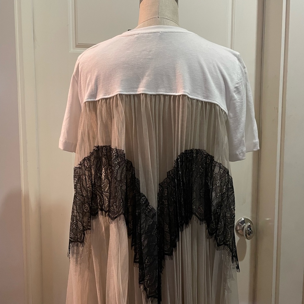 Zara Classic White T-Shirt - Picture 2 of 5